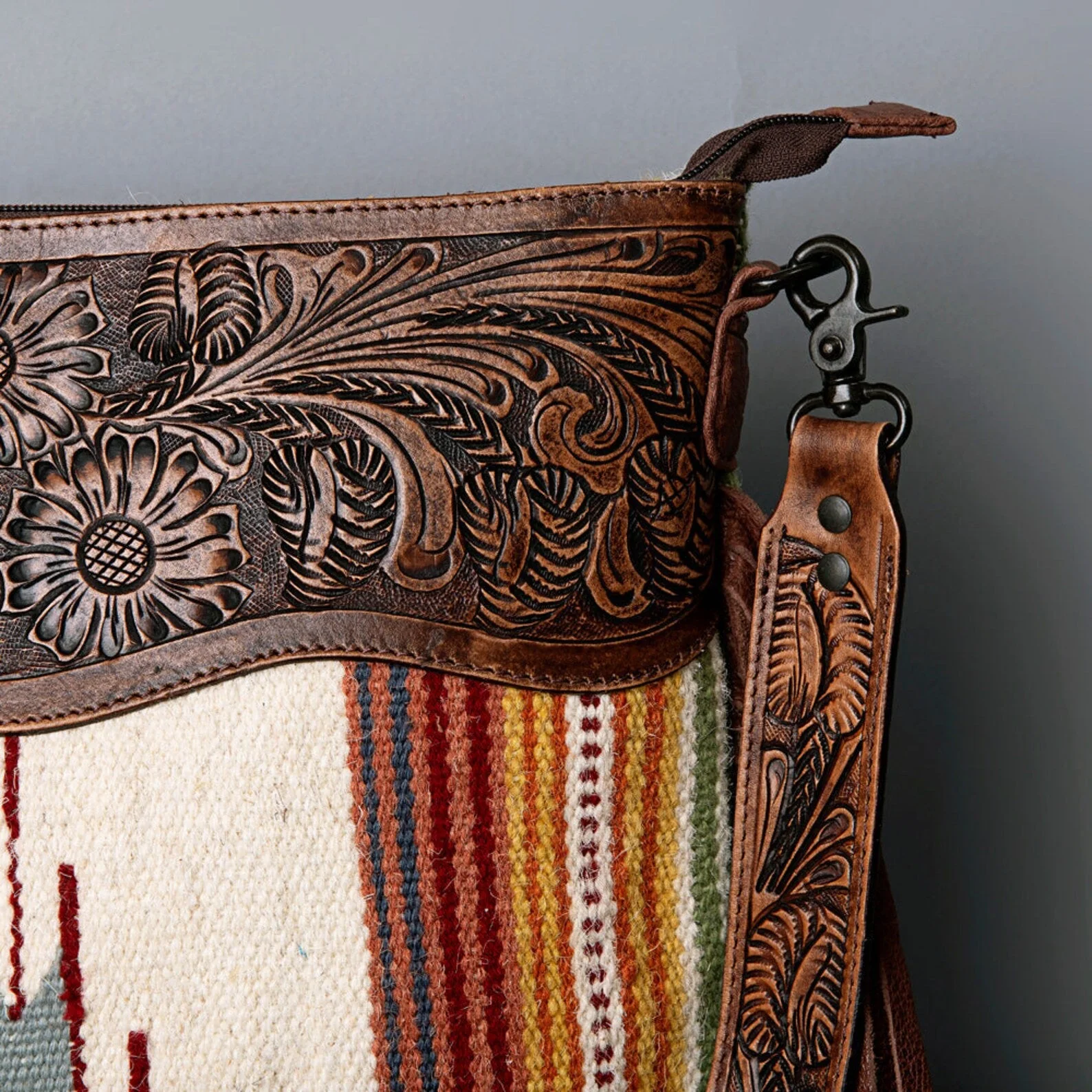 American Darling Large Crossbody Messenger Bag - Image 6