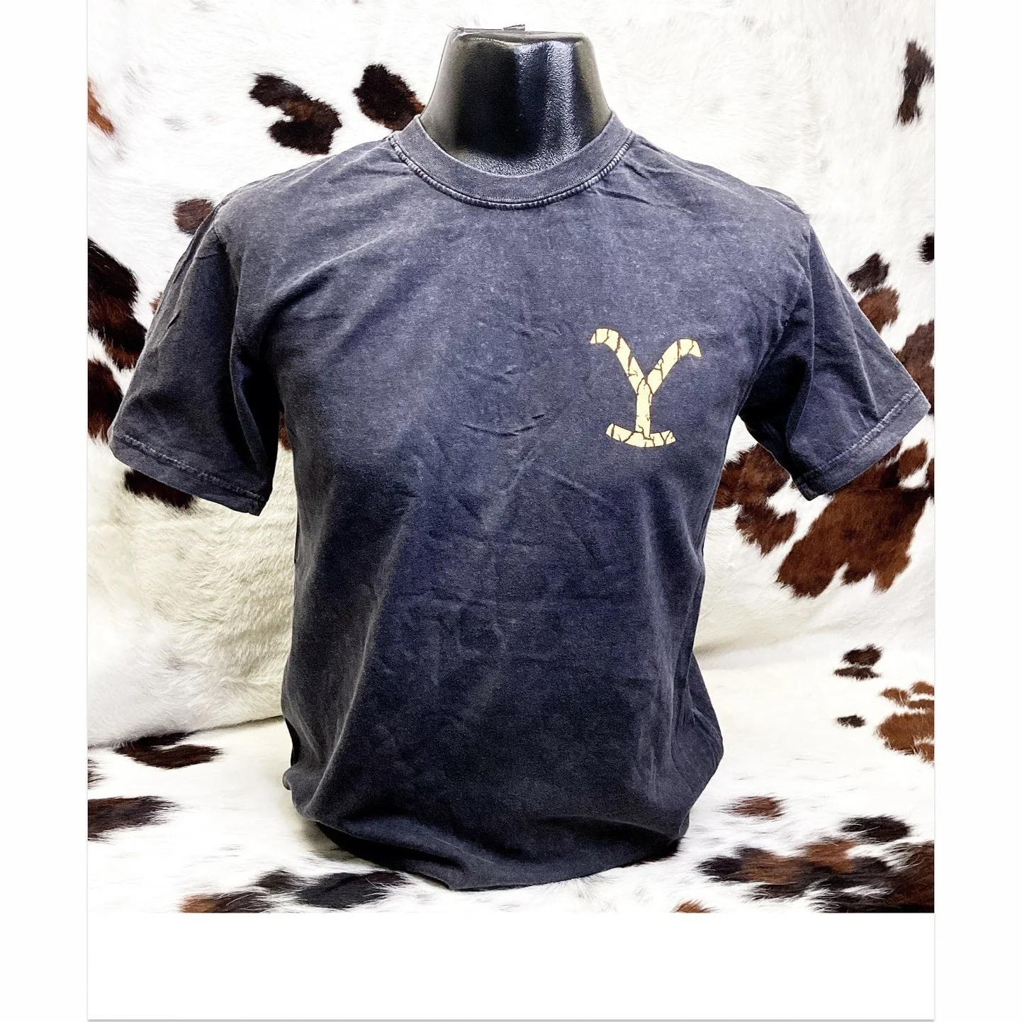 Changes Yellowstone Men’s "Dutton Ranch" T-Shirt Grey - Clearance
