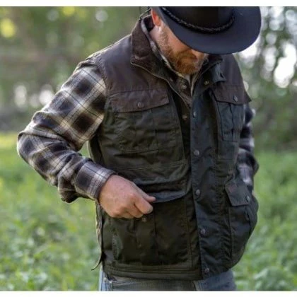 Outback Trading Men's Vest Oilskin - Image 3