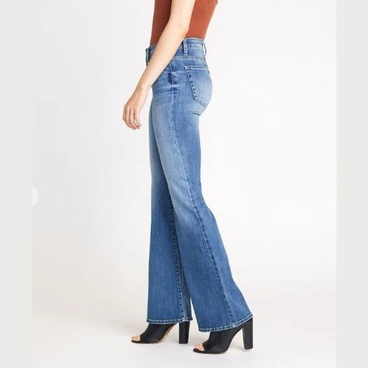 Silver Jeans Women's High Note Flare - Clearance - Image 3