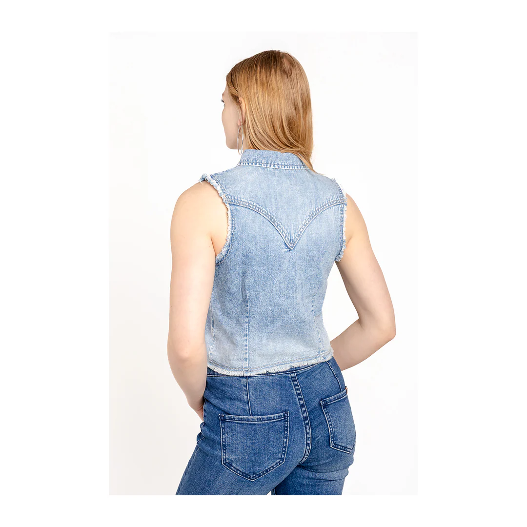 Wrangler Women's Wrangler Retro Punchy Sleeveless Denim Snap Shirt Light Denim - Image 2